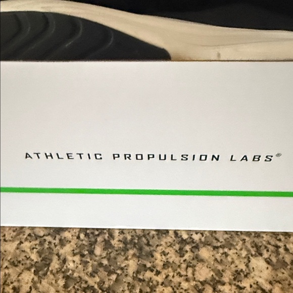 APL Men's Streamline Black and White Shoes - Picture 12 of 12